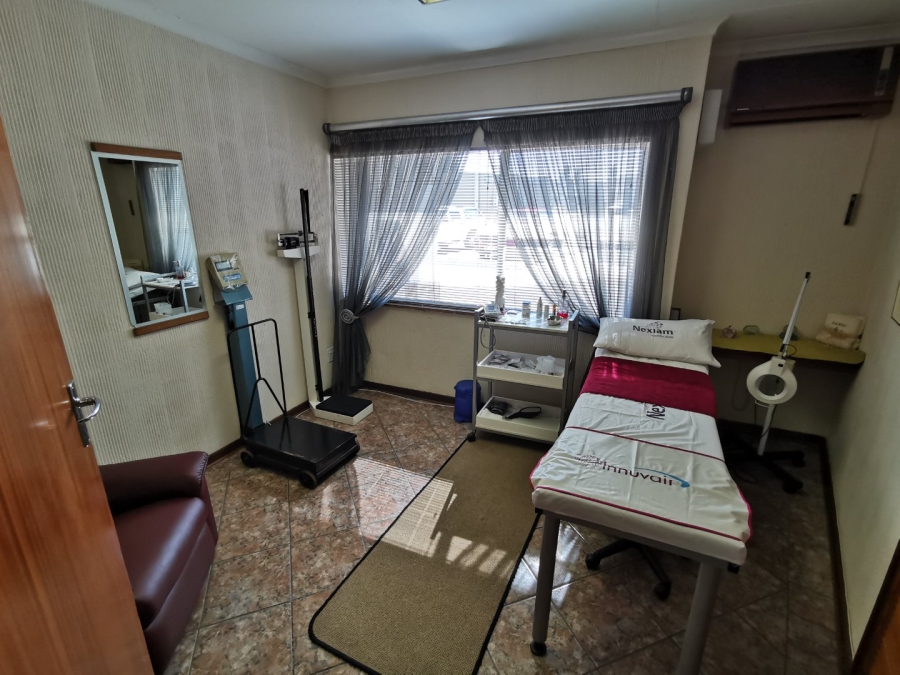 Commercial Property for Sale in Wilkoppies North West